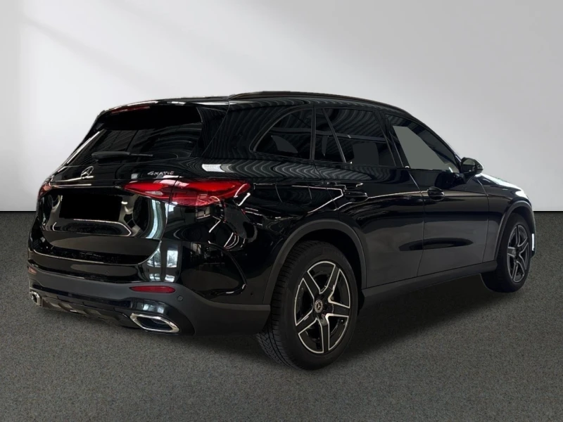 Mercedes-Benz GLC 200 4M* AMG* NIGHT* DISTR* CAM* KEYLESS* , снимка 3 - Автомобили и джипове - 52413531