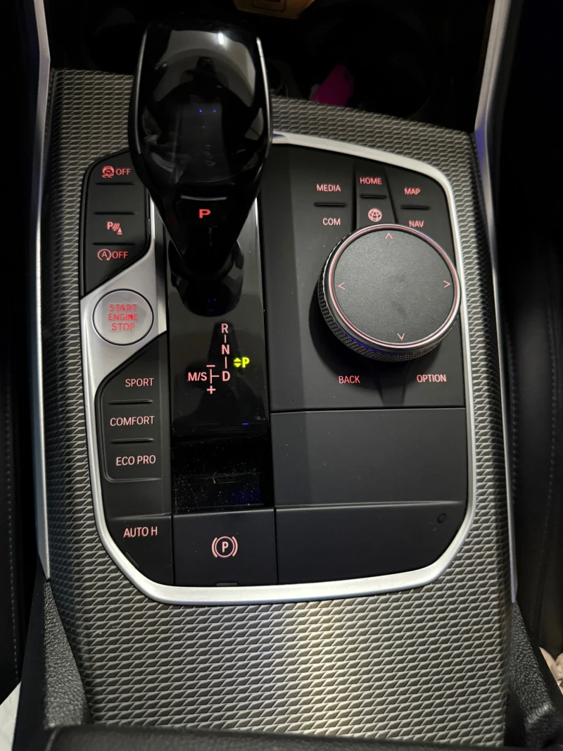 BMW 320 Седан, снимка 10 - Автомобили и джипове - 52524946