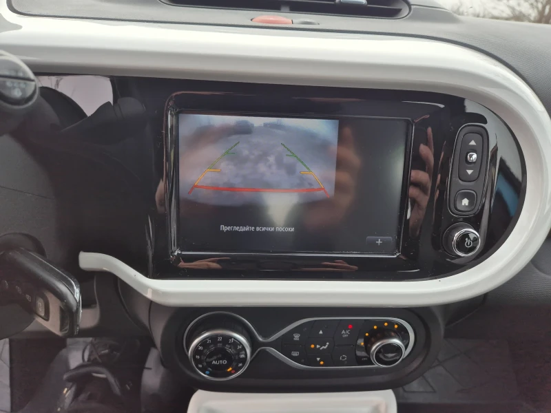 Renault Twingo 900i 90ps. AVTOMAT, снимка 16 - Автомобили и джипове - 52815348
