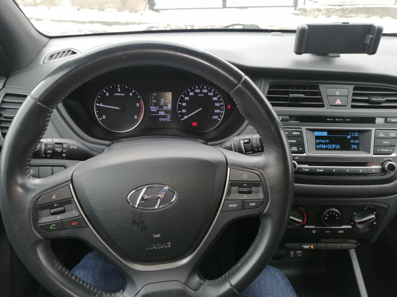Hyundai I20 1.1CRDi Active, снимка 8 - Автомобили и джипове - 53035628
