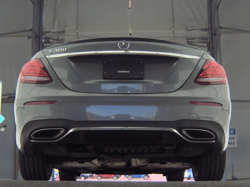 Mercedes-Benz E 300, снимка 5 - Автомобили и джипове - 53260263