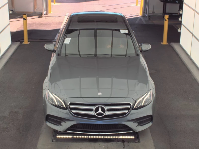 Mercedes-Benz E 300, снимка 2 - Автомобили и джипове - 53260263