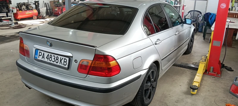 BMW 320 2.2 170 к.с., снимка 2 - Автомобили и джипове - 53540471