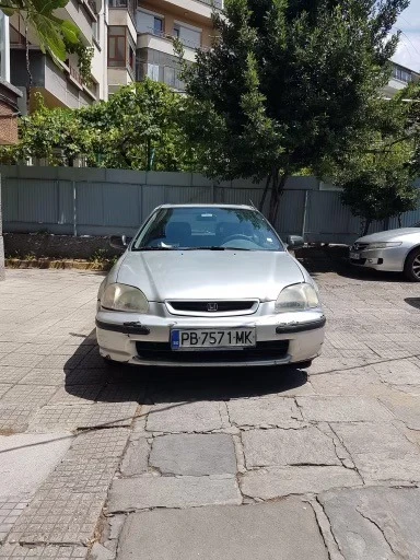 Honda Civic, снимка 1 - Автомобили и джипове - 47386217