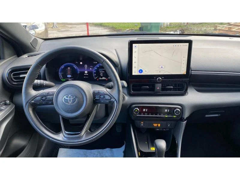 Toyota Yaris Elegance - изображение 8