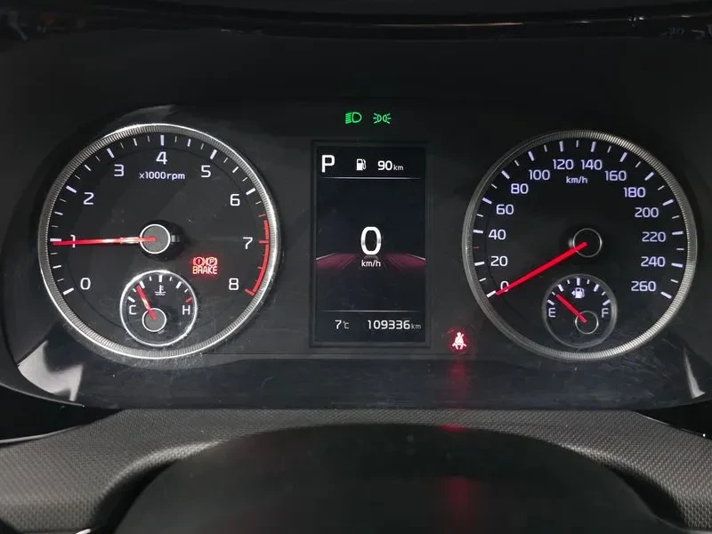 Kia K5 2.0 TRENDY, снимка 8 - Автомобили и джипове - 54967245