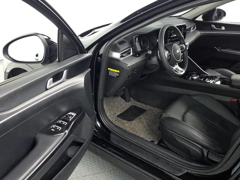 Kia K5 2.0 TRENDY, снимка 11 - Автомобили и джипове - 54967245