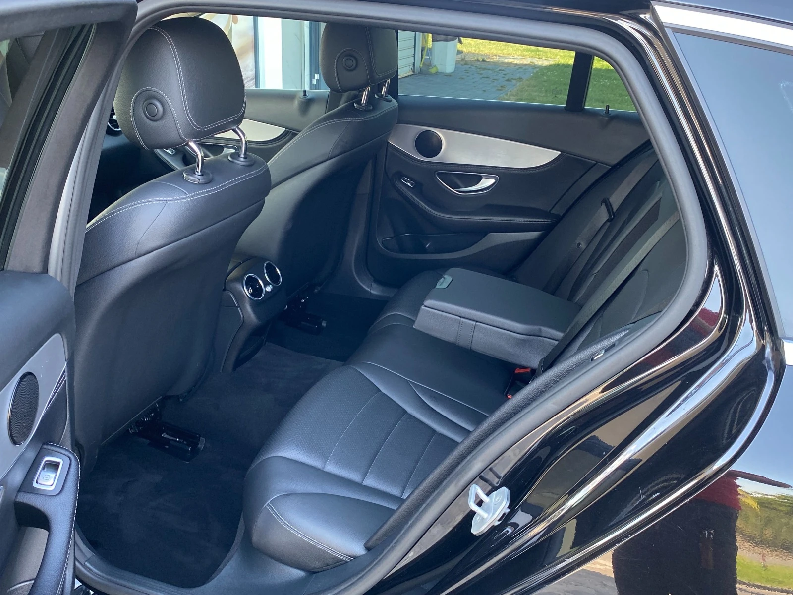 Mercedes-Benz C 200 i/4MATIC// | Mobile.bg   16