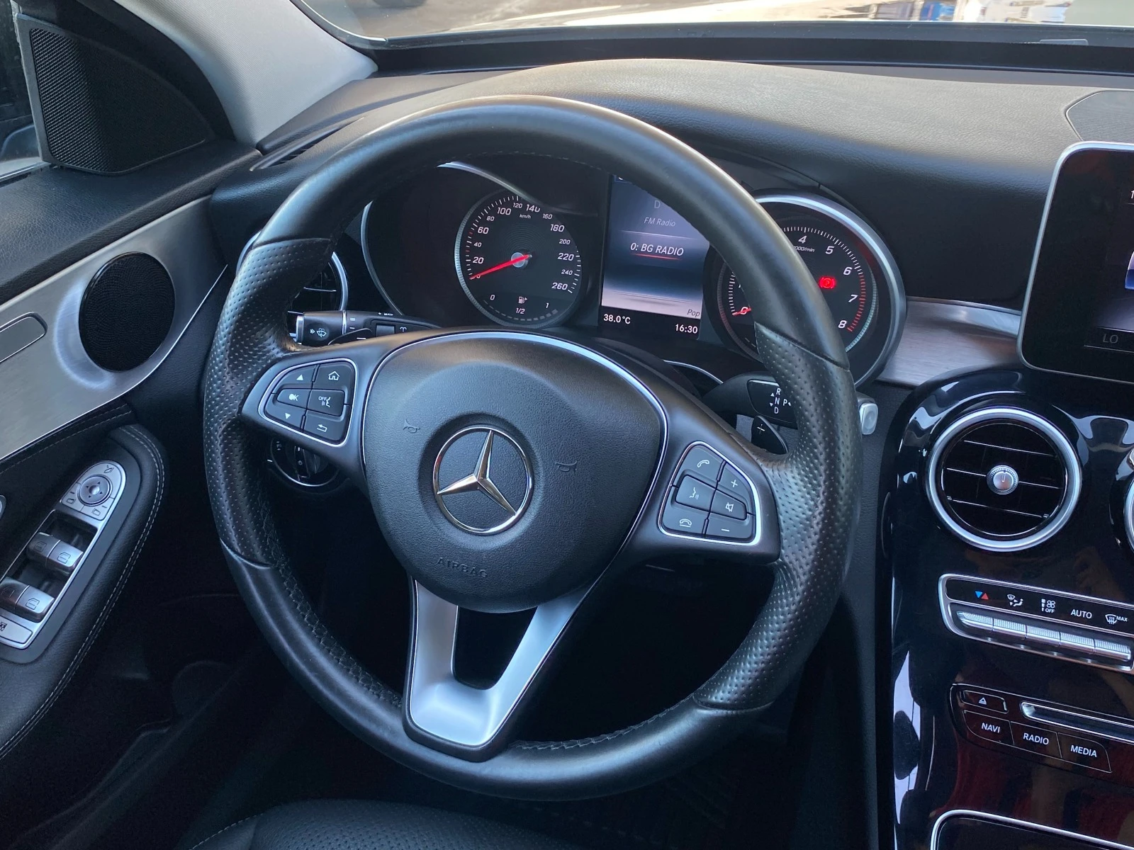 Mercedes-Benz C 200 i/4MATIC// | Mobile.bg   12