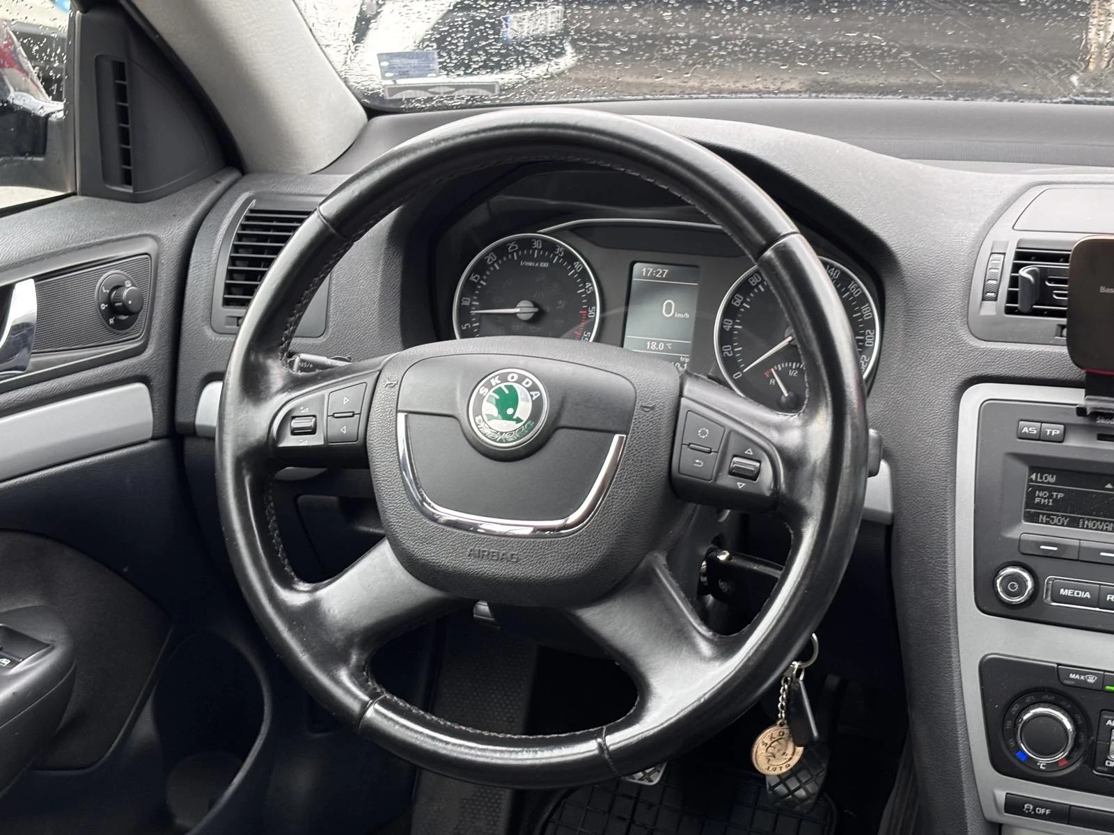 Skoda Octavia Facelift - изображение 9