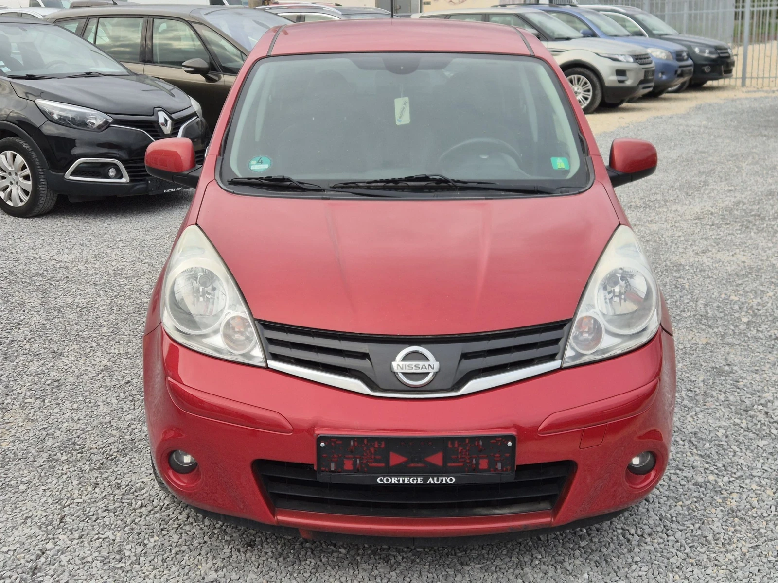 Nissan Note 1.6i, снимка 3 - Автомобили и джипове - 51837121