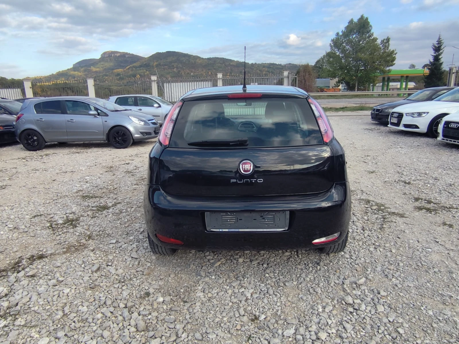 Fiat Punto 1.3 дизел Италия - изображение 6