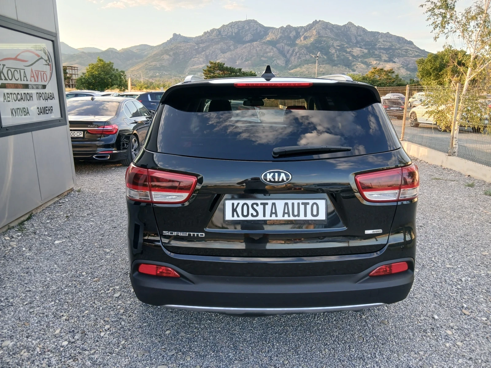 Kia Sorento КАТО НОВ, снимка 5 - Автомобили и джипове - 52170187