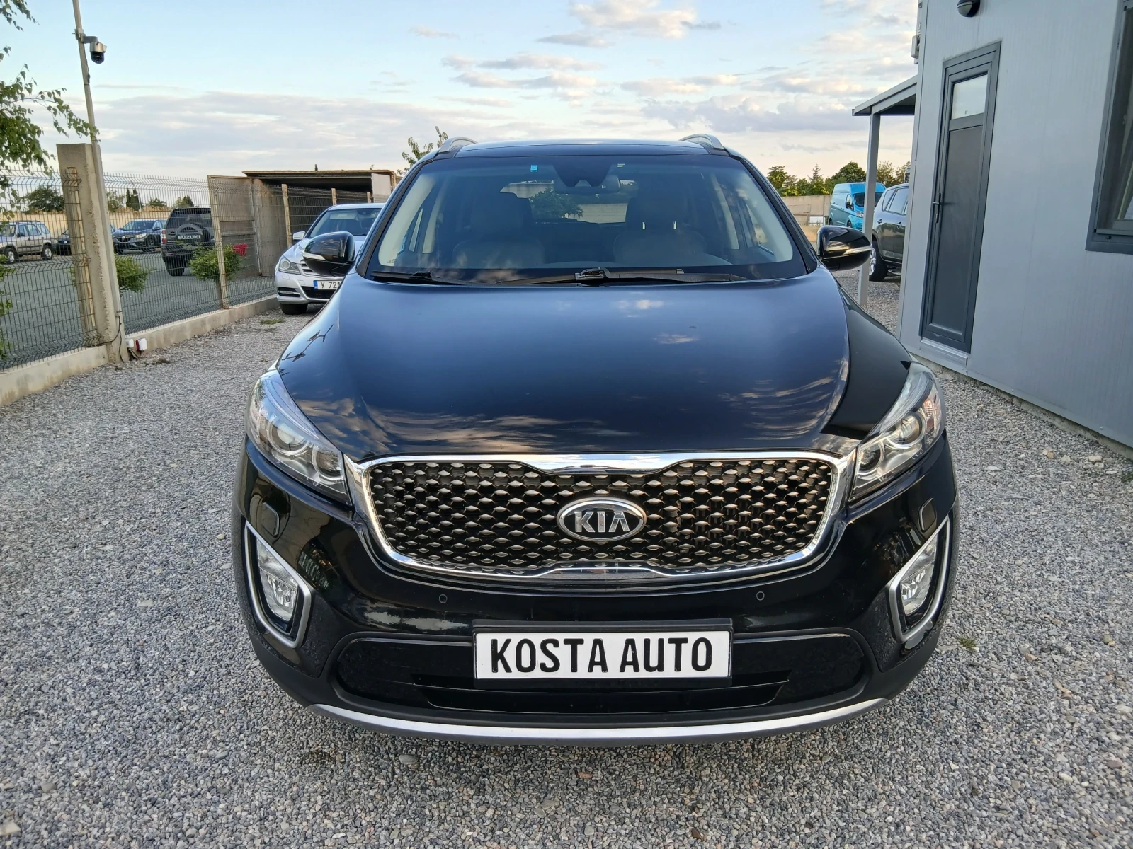 Kia Sorento КАТО НОВ, снимка 9 - Автомобили и джипове - 52170187