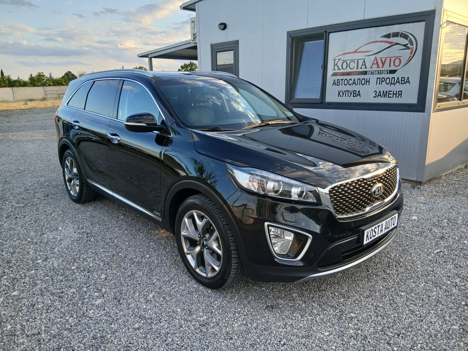 Kia Sorento КАТО НОВ, снимка 2 - Автомобили и джипове - 52170187