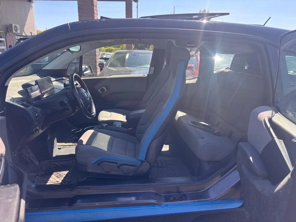BMW i3 * АВТО КРЕДИТ* ЦЕНА ДО БГ * Сервизна история *  - изображение 6