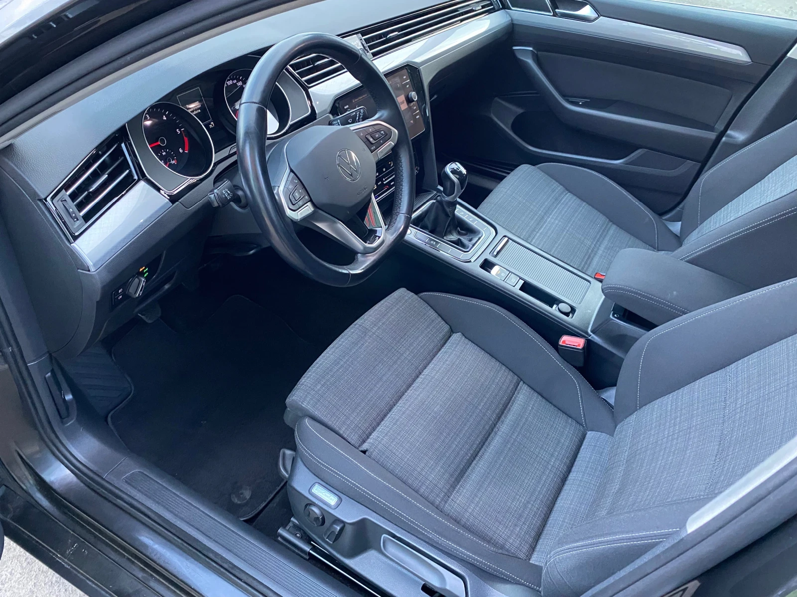 VW Passat 2.0 TDI 150 кс. - изображение 10