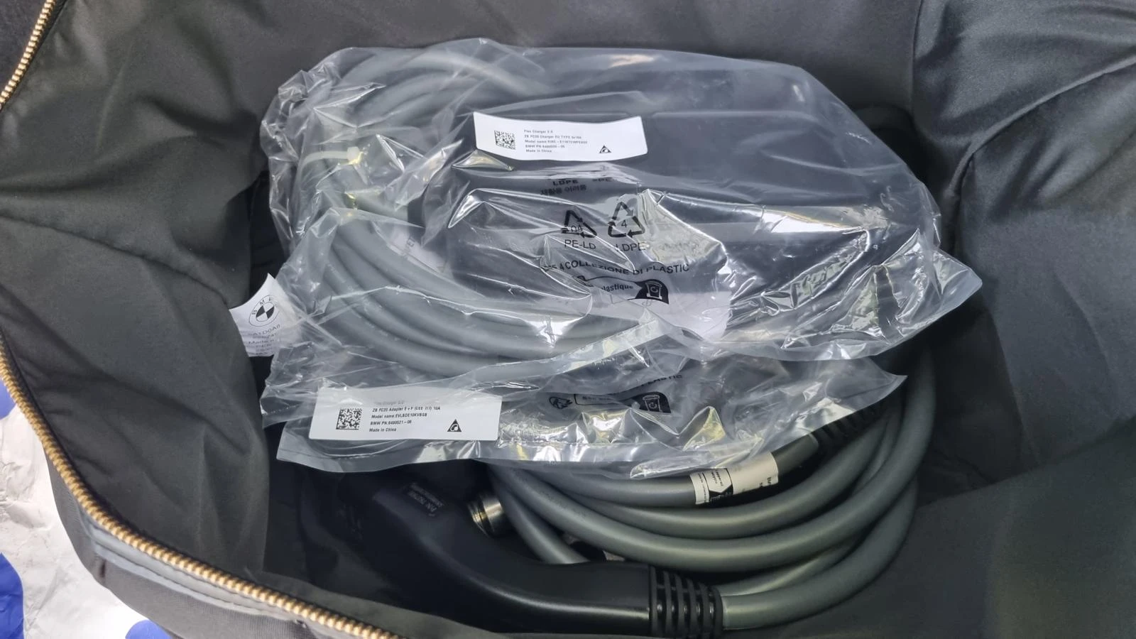 BMW XM, снимка 17 - Автомобили и джипове - 53706424