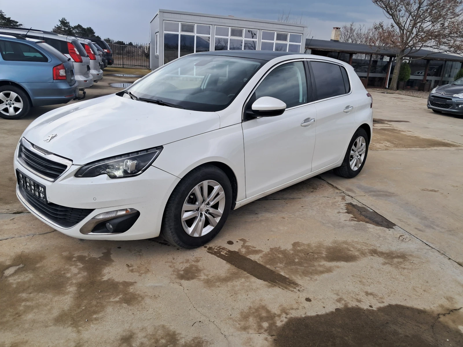 Peugeot 308 1.2 TURBO FULL ЕКСТРИ