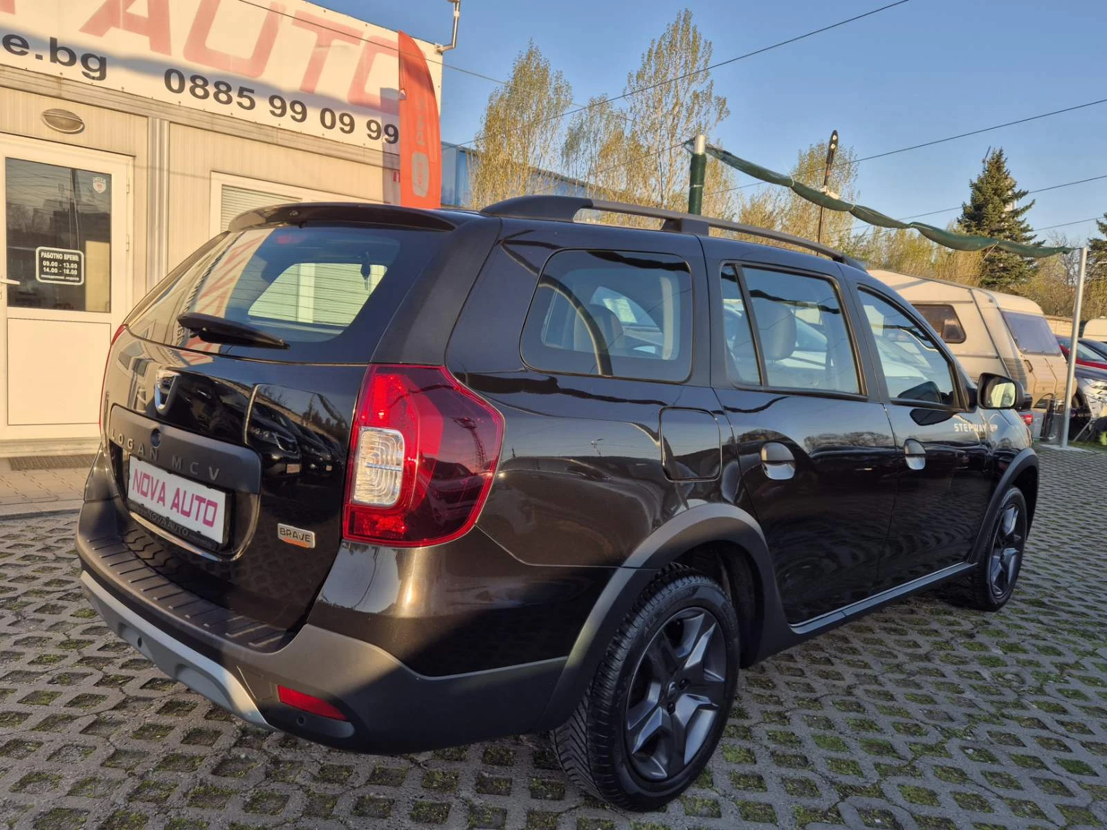 Dacia Logan 1.5D-MCV-BRAVE-STEPWAY-12.2017г, снимка 4 - Автомобили и джипове - 54151122