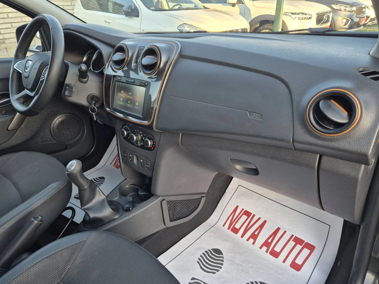 Dacia Logan 1.5D-MCV-BRAVE-STEPWAY-12.2017г, снимка 12 - Автомобили и джипове - 54151122