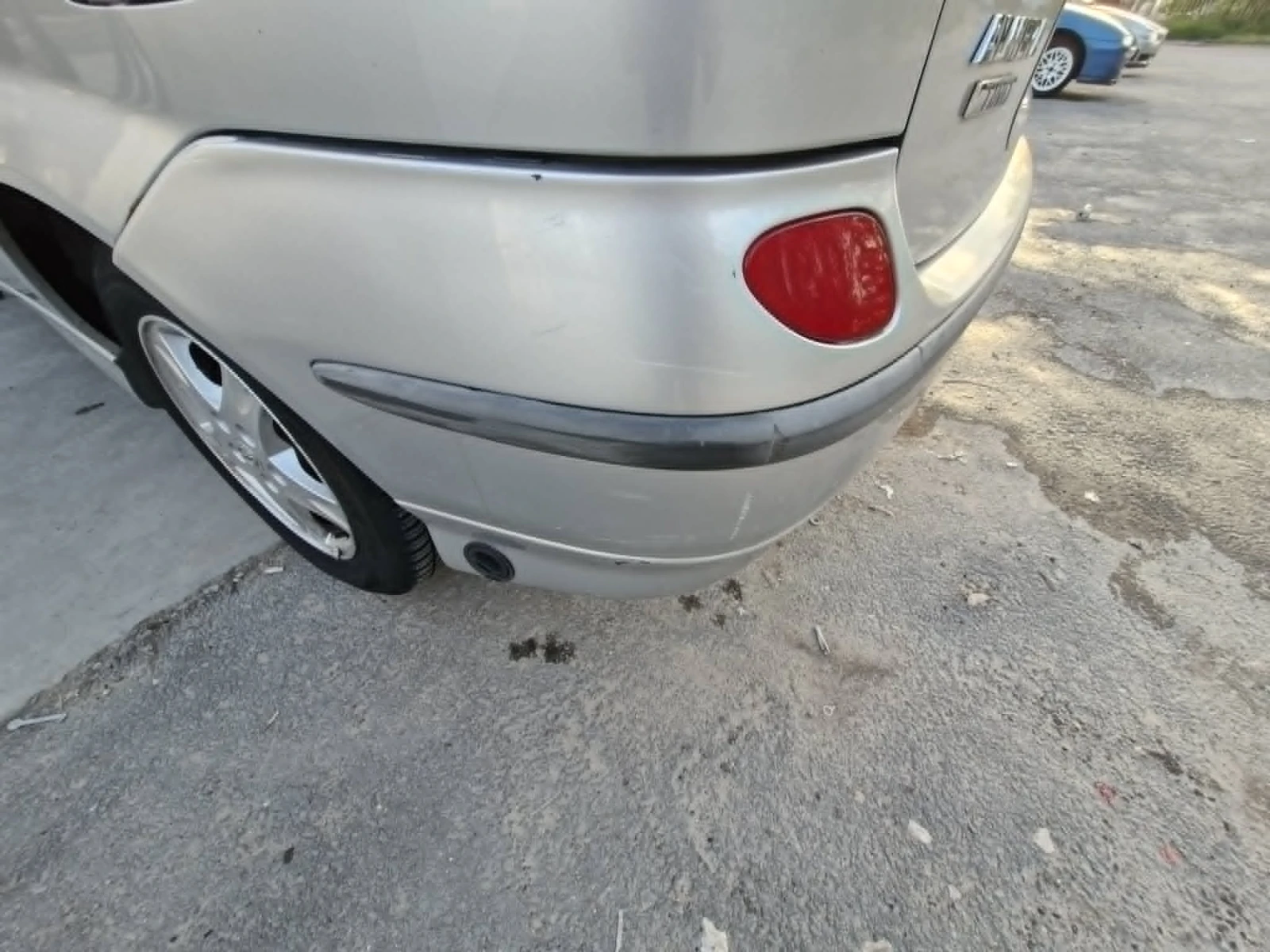 Nissan Almera tino, снимка 8 - Автомобили и джипове - 54422409