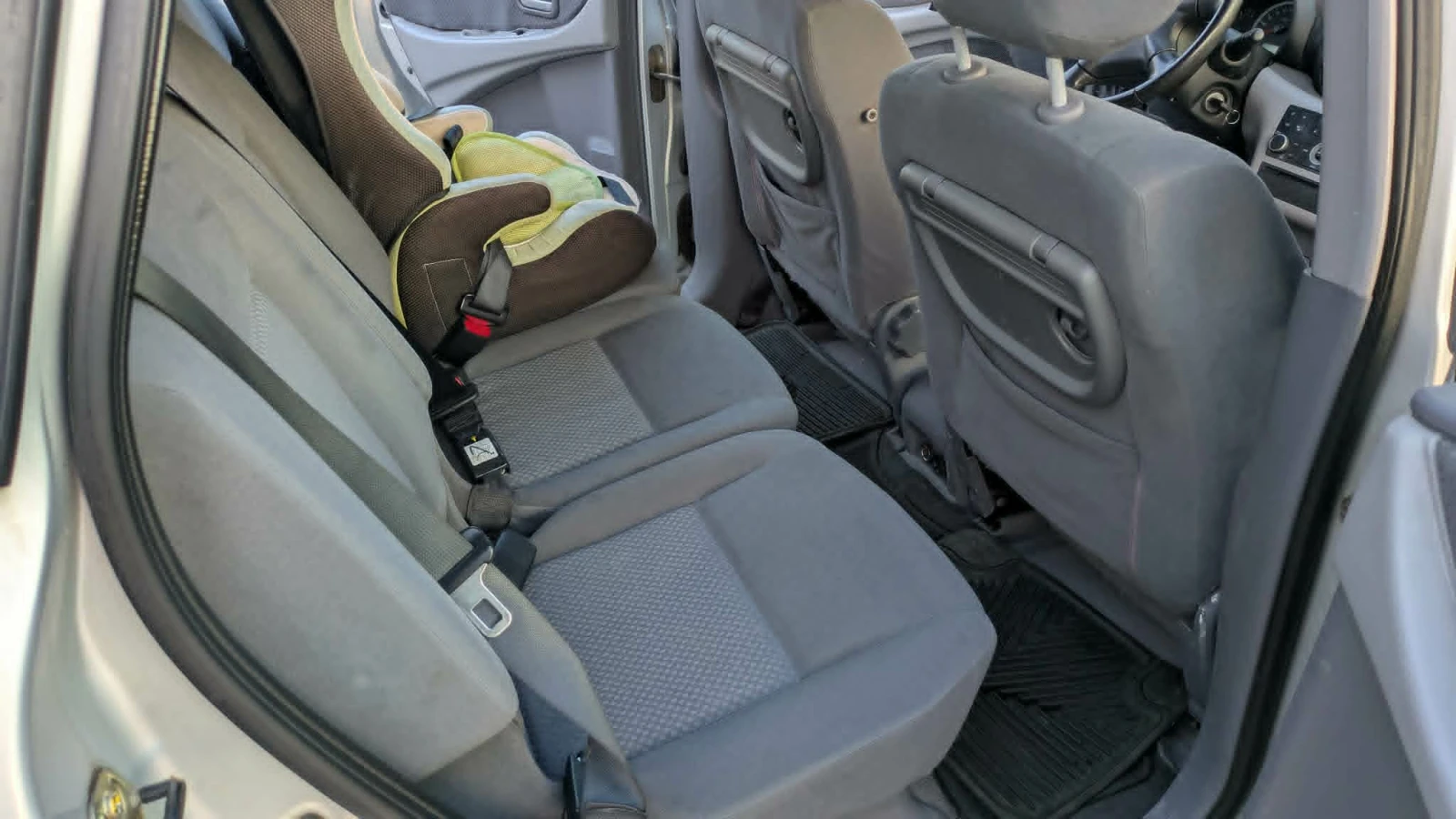 Nissan Almera tino, снимка 14 - Автомобили и джипове - 54422409