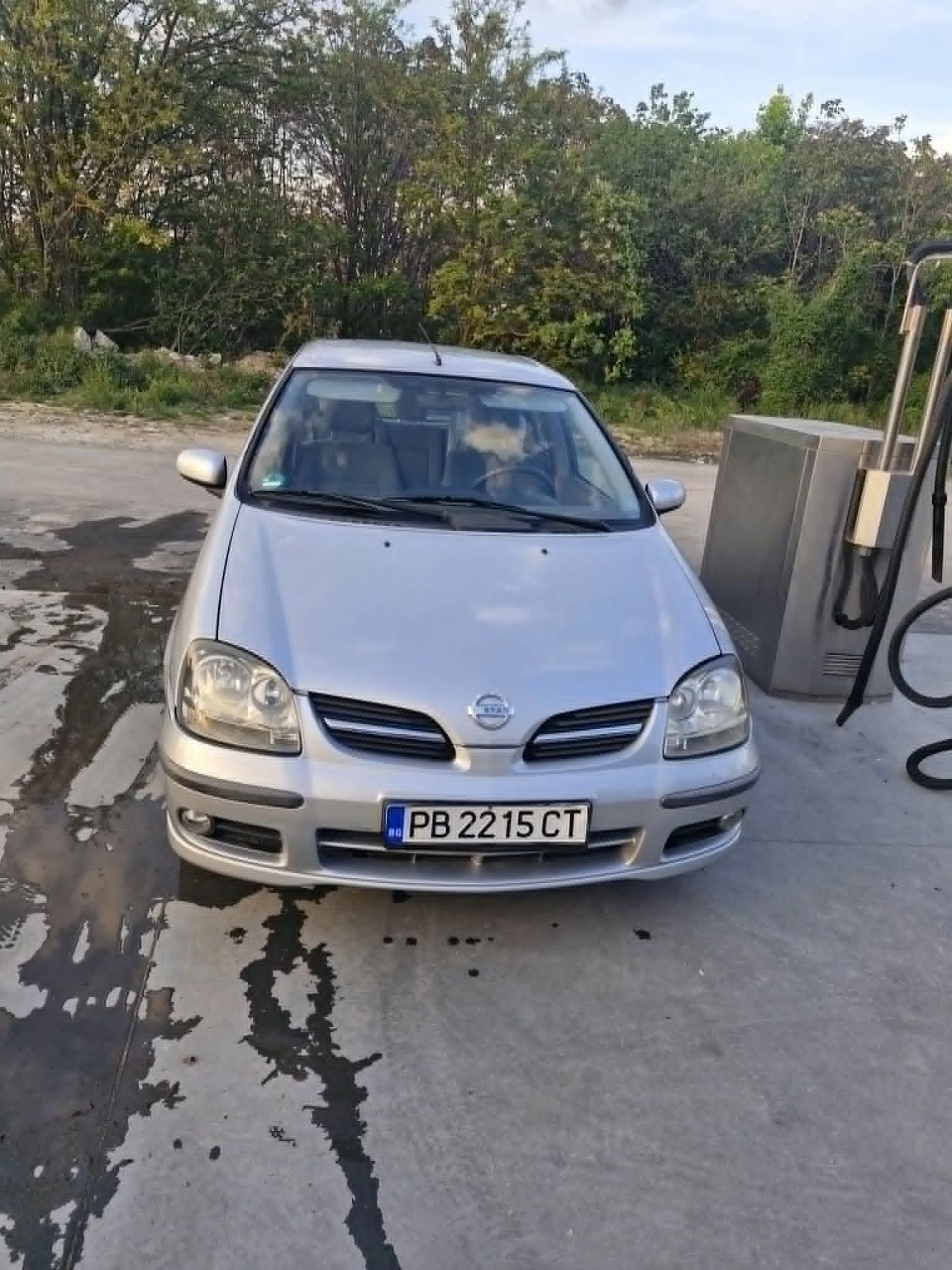 Nissan Almera tino, снимка 2 - Автомобили и джипове - 54422409