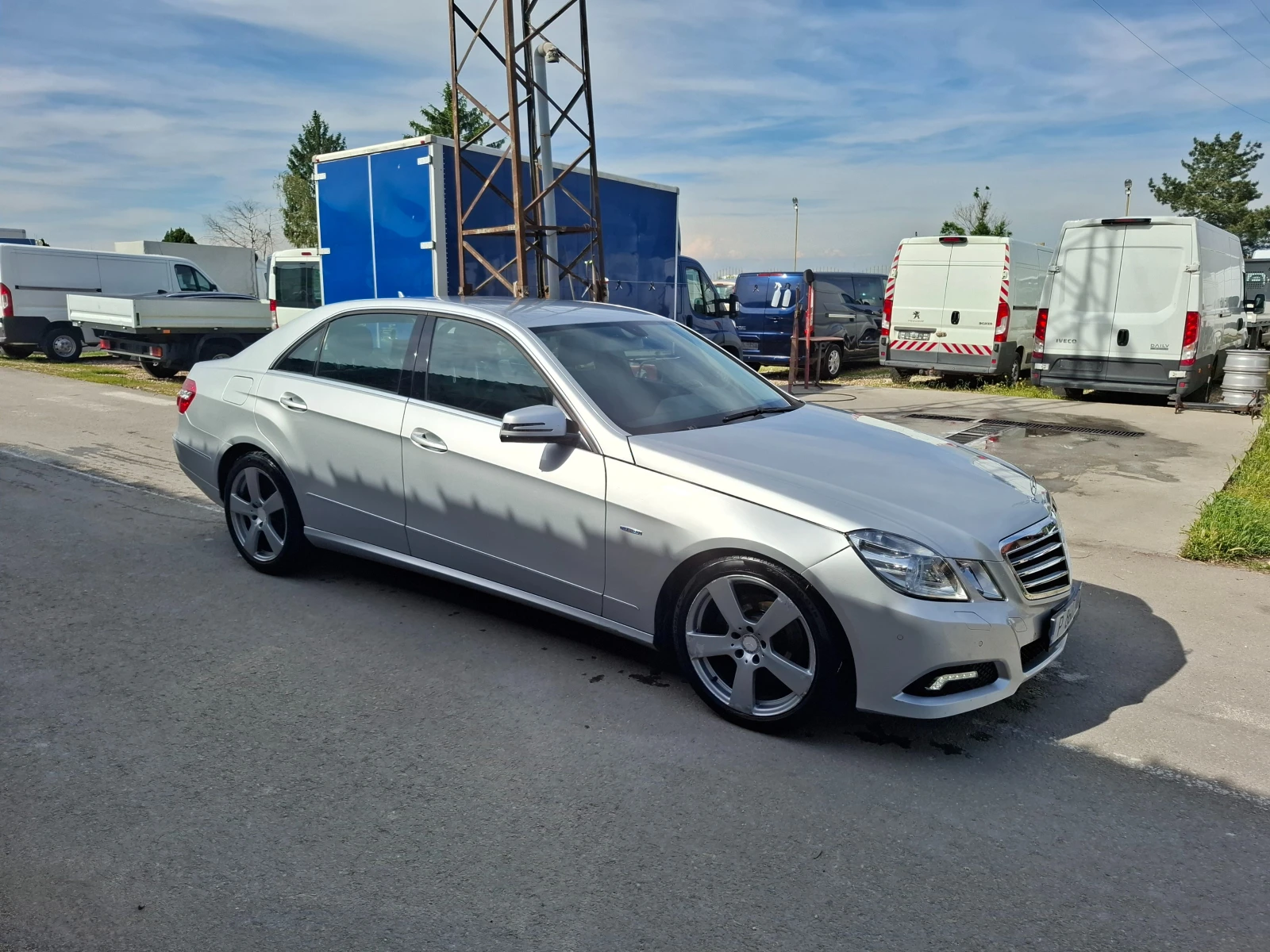 Mercedes-Benz E 350 3.0CDI Navi Кожа, снимка 2 - Автомобили и джипове - 54607749