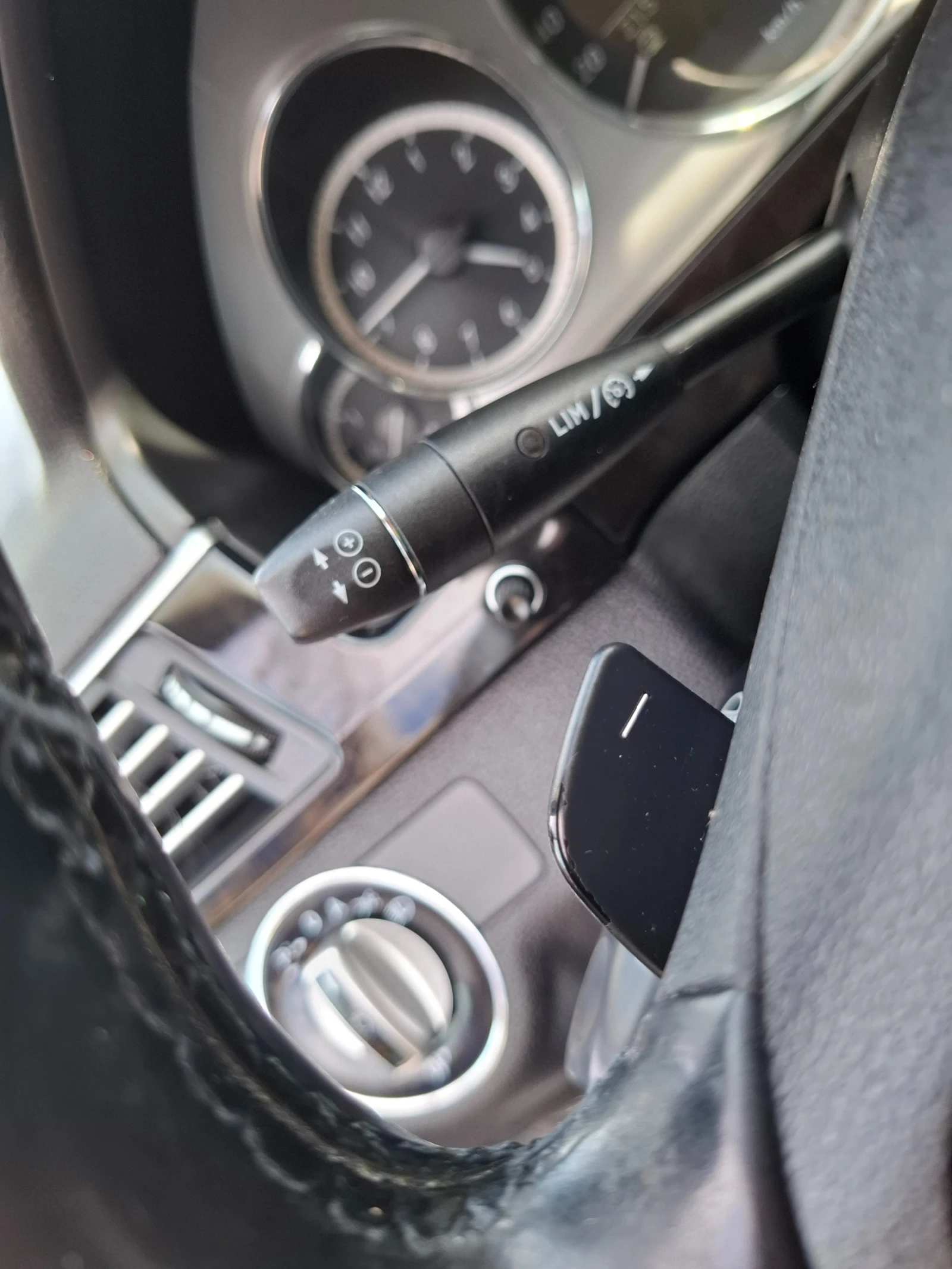 Mercedes-Benz E 350 3.0CDI Navi Кожа, снимка 11 - Автомобили и джипове - 54607749