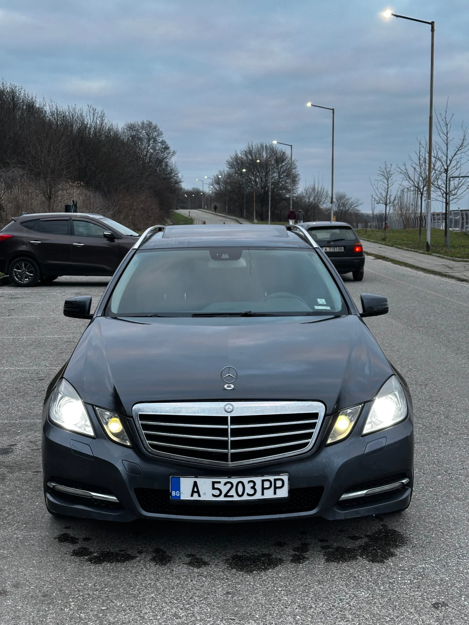 Mercedes-Benz E 250, снимка 2 - Автомобили и джипове - 54631649