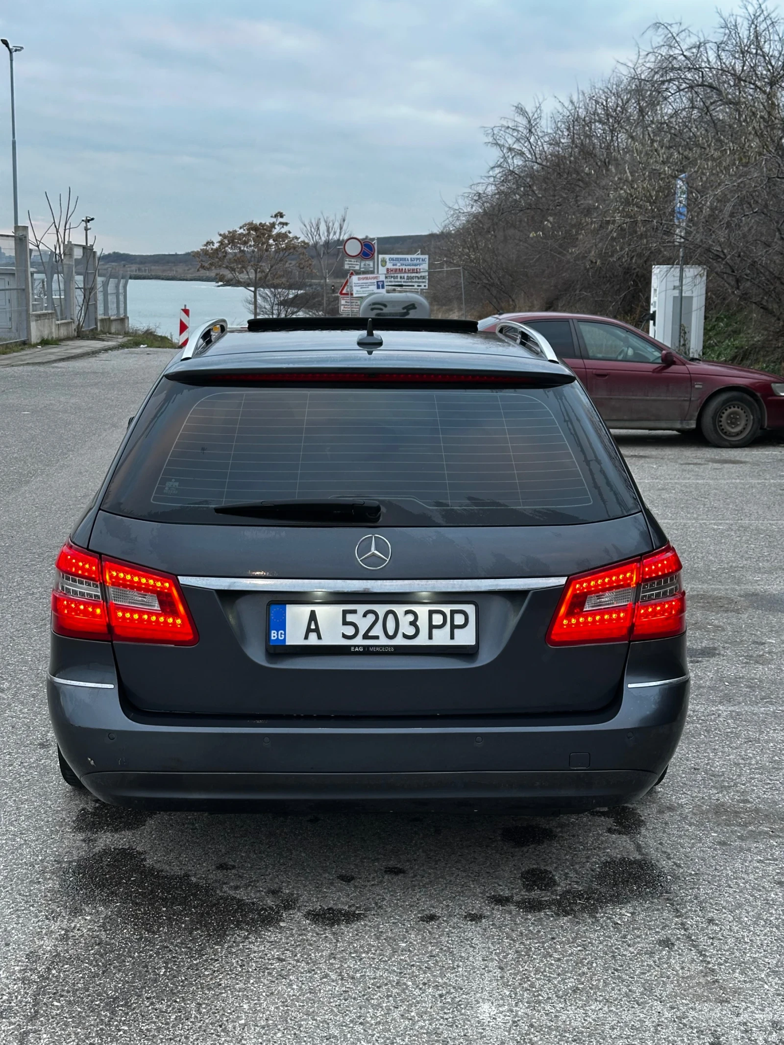 Mercedes-Benz E 250, снимка 5 - Автомобили и джипове - 54631649