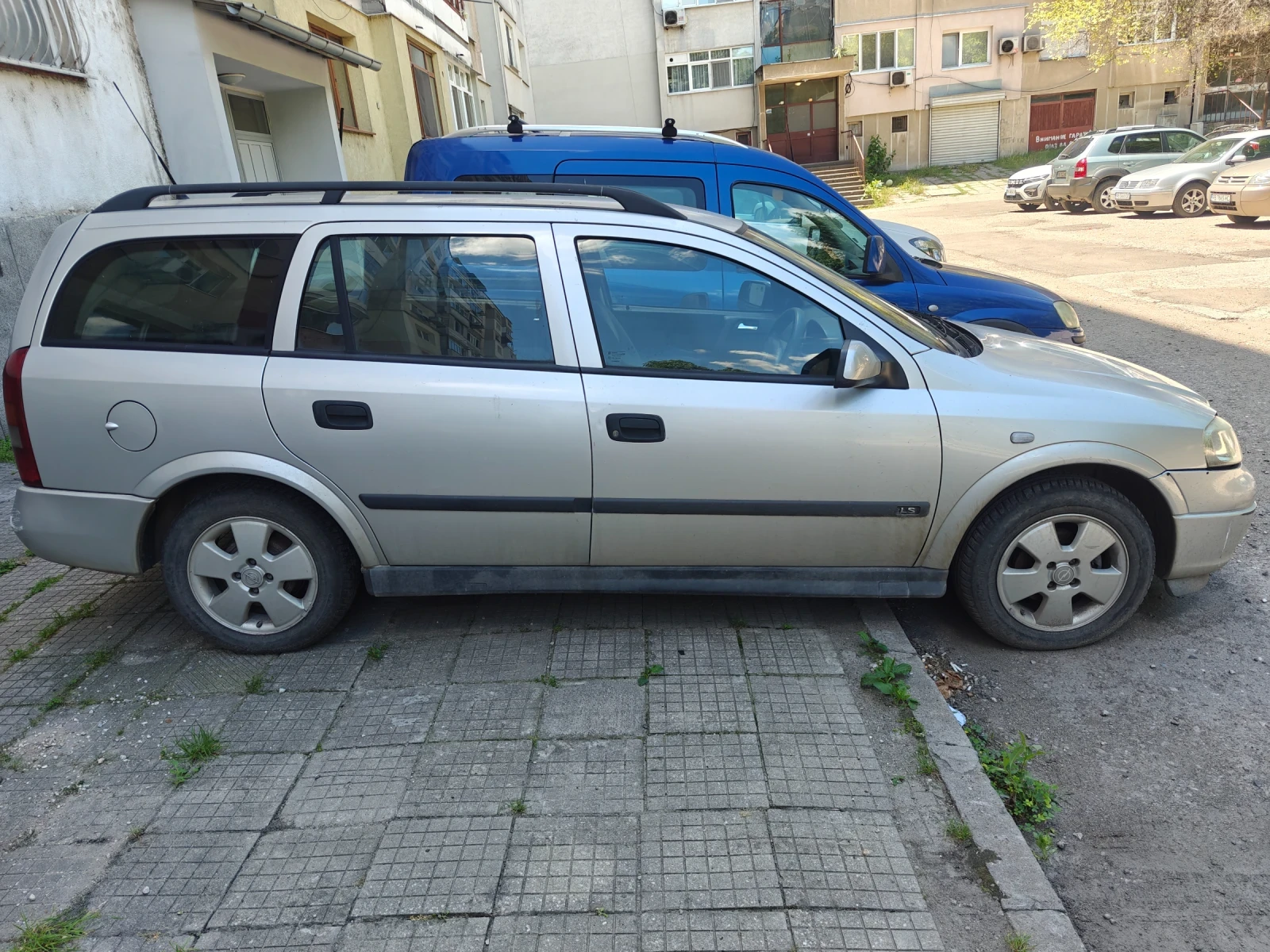 Opel Astra, снимка 2 - Автомобили и джипове - 54900848