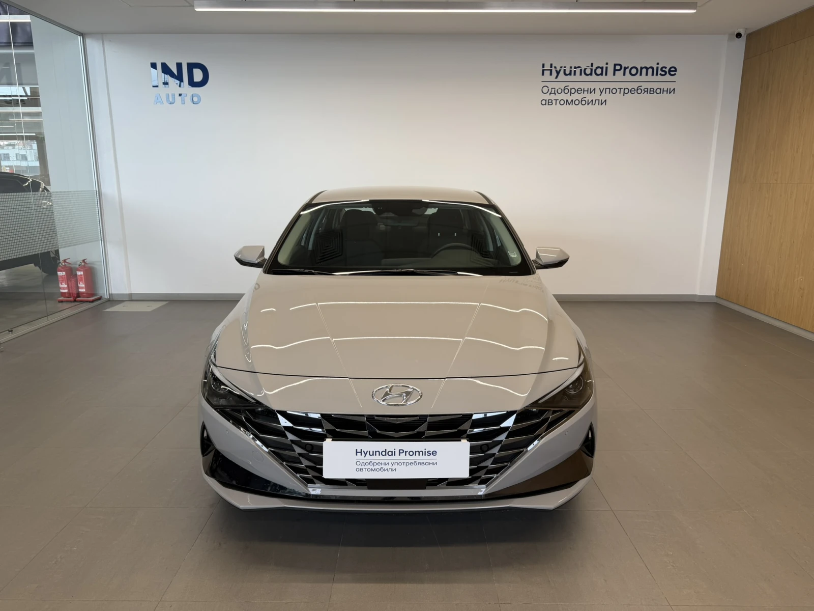 Hyundai Elantra EXCLUSIVE, снимка 8 - Автомобили и джипове - 55143670
