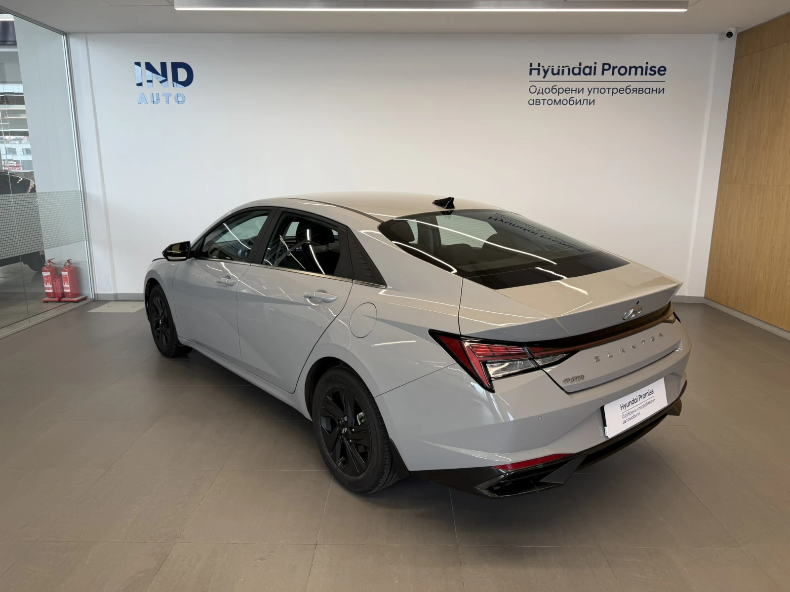 Hyundai Elantra EXCLUSIVE, снимка 3 - Автомобили и джипове - 55143670