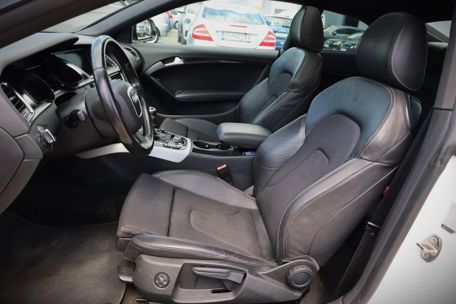 Audi A5 3.0 D S-Line, снимка 14 - Автомобили и джипове - 55219252