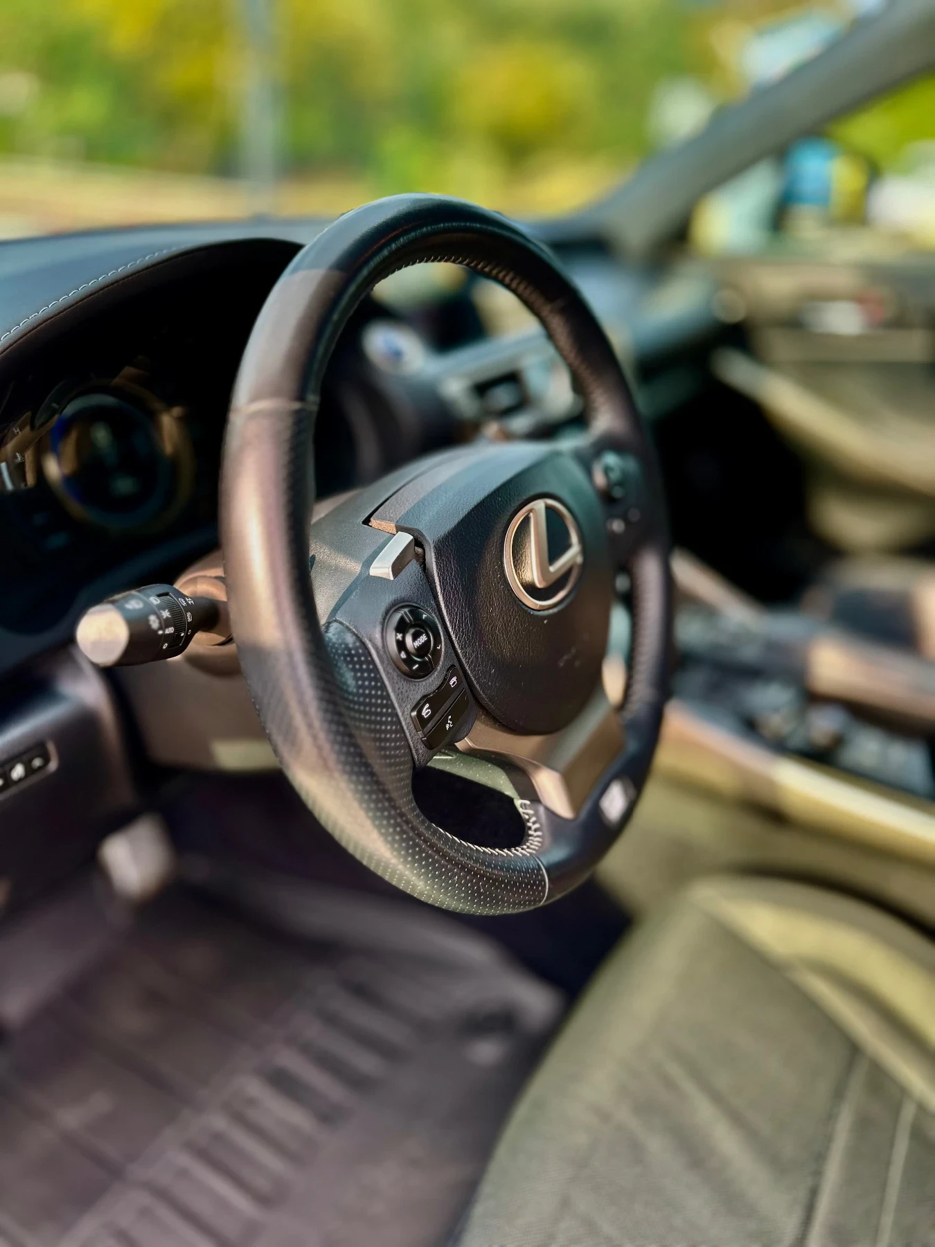 Lexus IS 300 2.5 FSport 2013 139 ��� ��  223 ��. | Mobile.bg � ����������� 9