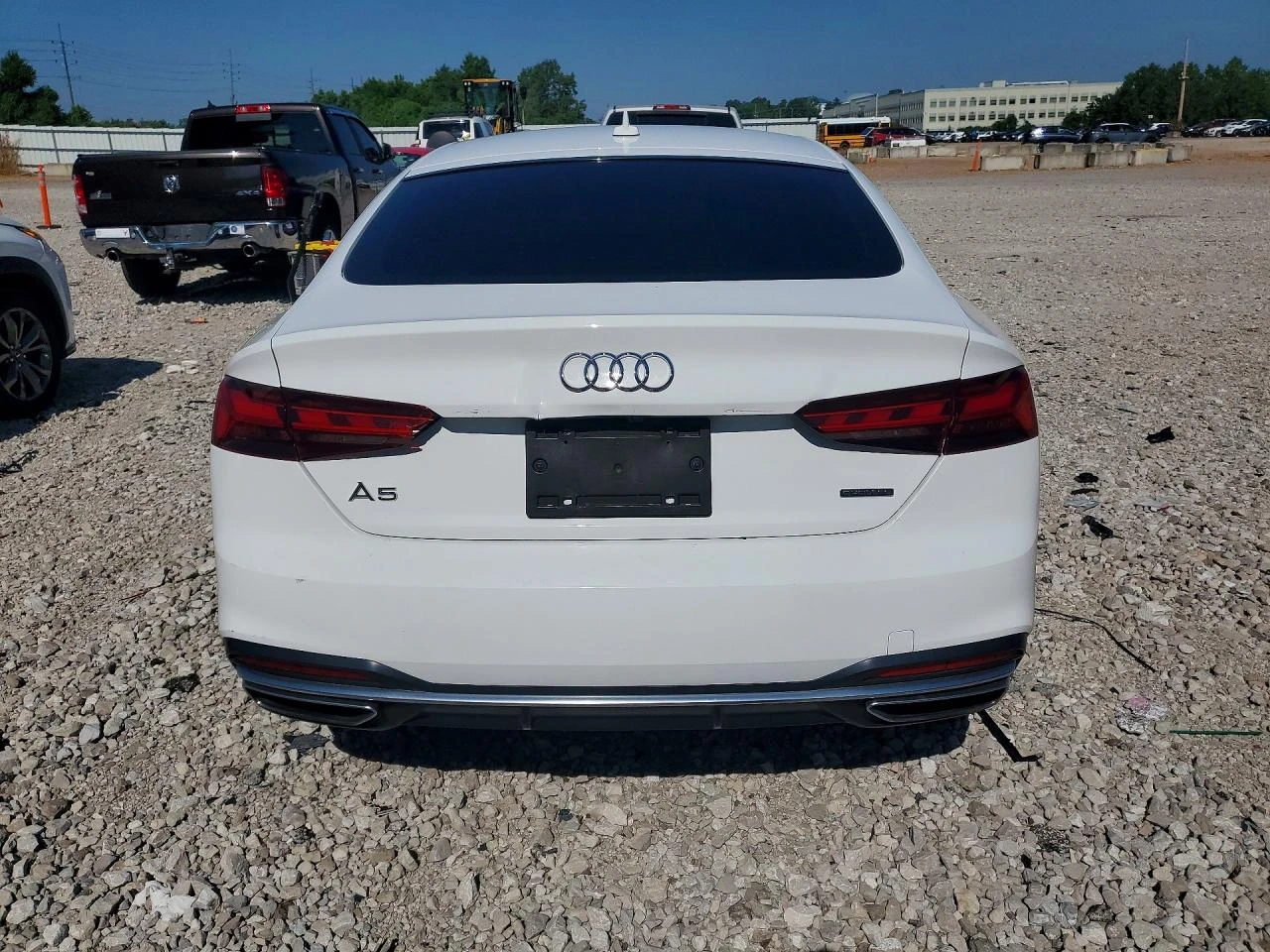 Audi A5 2.0l Premium, снимка 6 - Автомобили и джипове - 56040893