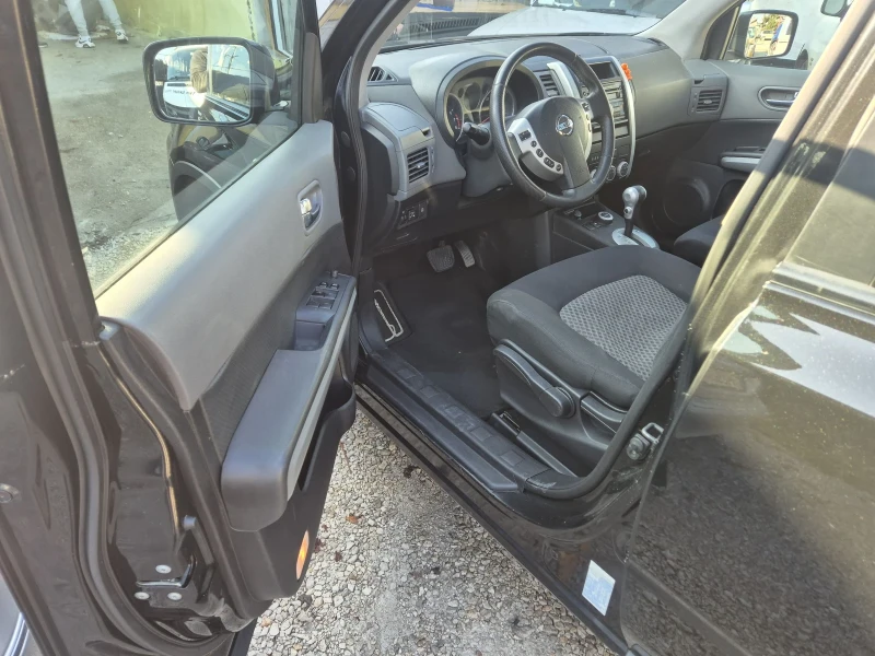 Nissan X-trail 2.0 Газ, снимка 13 - Автомобили и джипове - 52541072