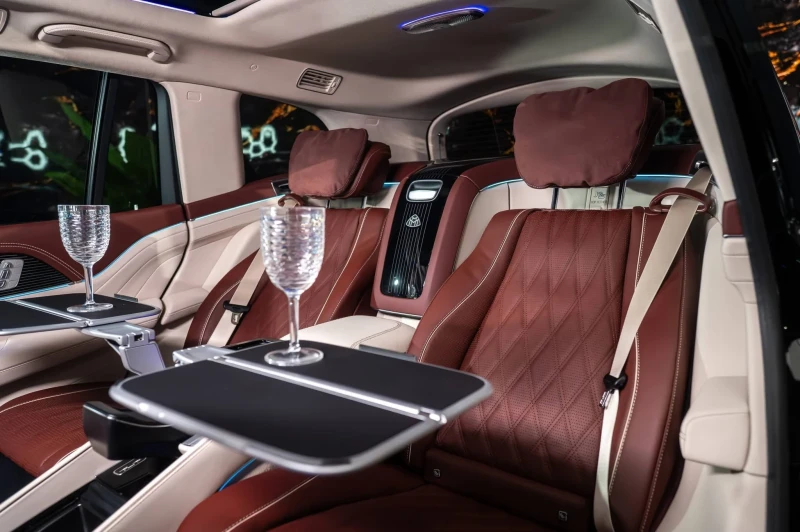 Mercedes-Benz GLS 600 MAYBACH 20КМ ПАНО BURM ГАРАНЦИЯ ЛИЗИНГ 100%, снимка 14 - Автомобили и джипове - 53070982