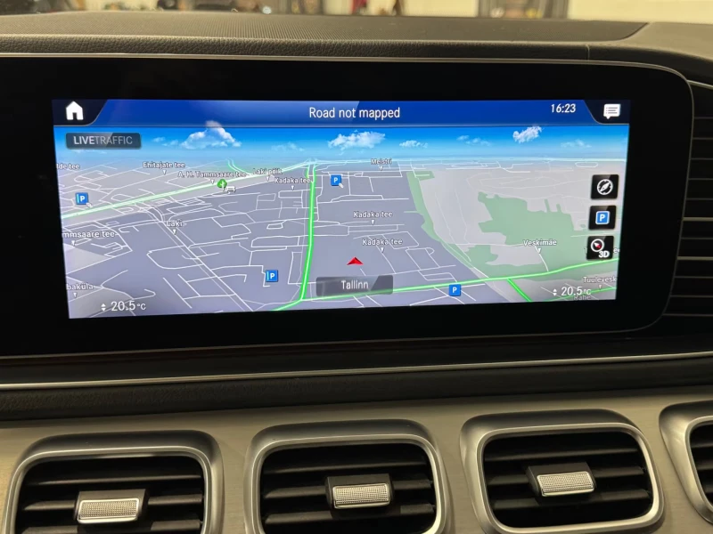 Mercedes-Benz GLS 400 4MATIC/330HP/7S/PANO/BURM/360/MASSAGE/MEMO/760g, снимка 10 - Автомобили и джипове - 53369704