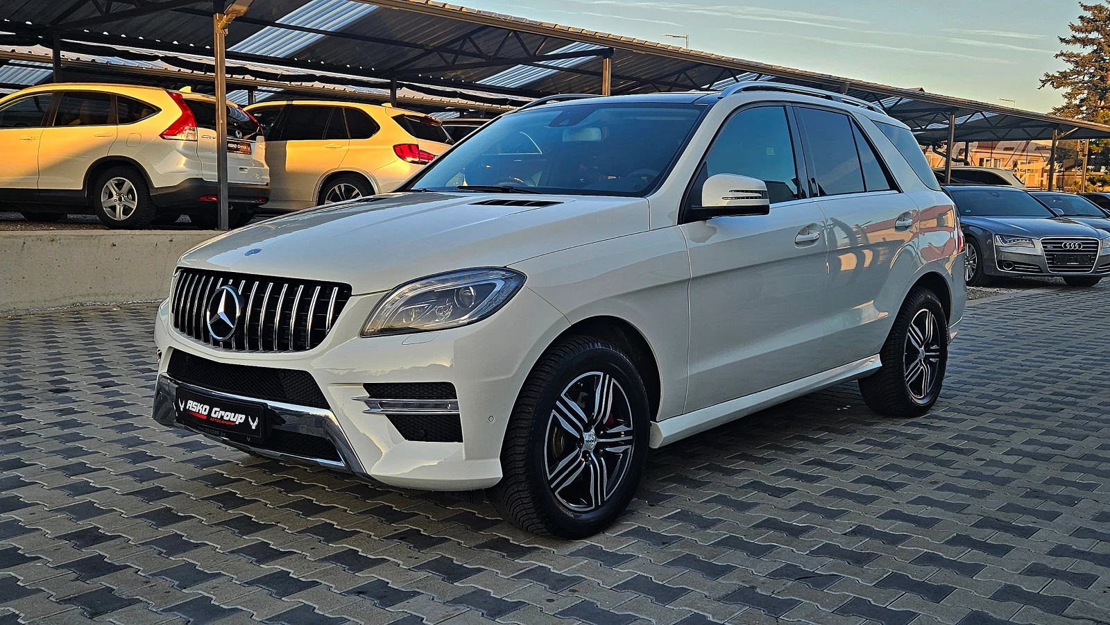 Mercedes-Benz ML 350 AMG/GERMANY/PANORAMA/МАСАЖИ/ПОДГРЕВ/AIRMATIC/LIZIN - изображение 2