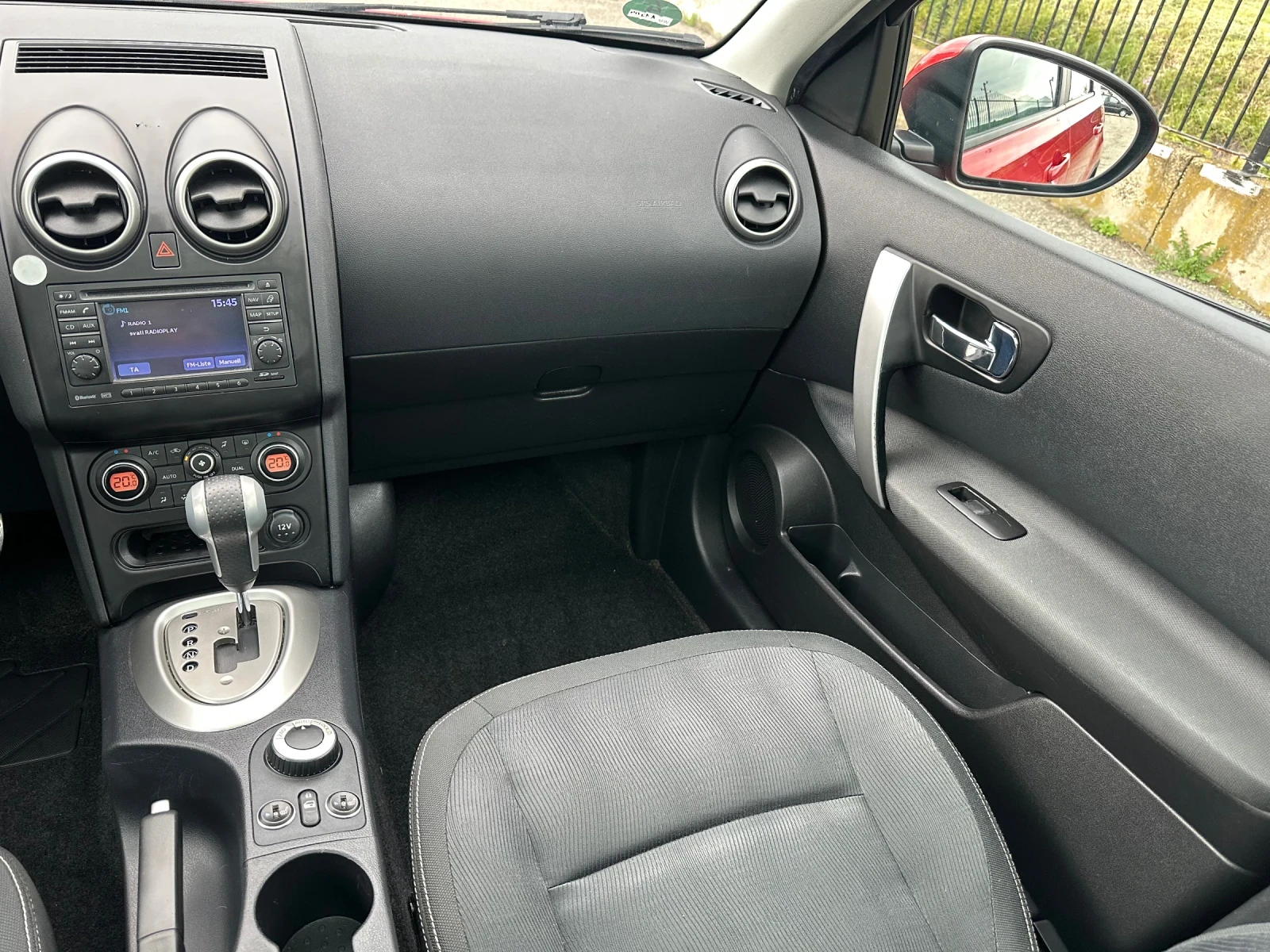 Nissan Qashqai 2.0 Tekna 4x4 Панорама, Камера - изображение 10
