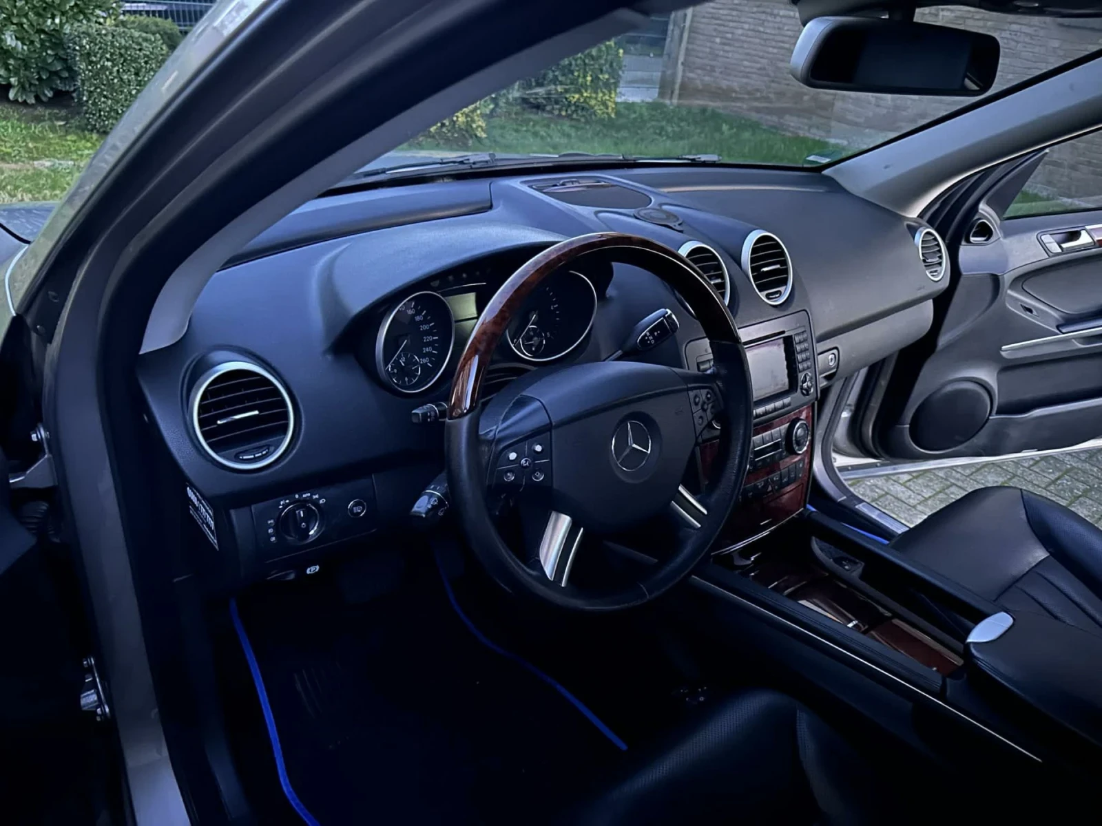 Mercedes-Benz ML 420, снимка 5 - Автомобили и джипове - 53911911