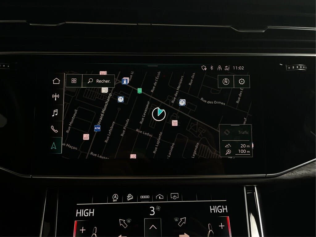 Audi Q7 Komfort* 55 TFSI* АвтоКредит* (ЦЕНА ДО БГ), снимка 13 - Автомобили и джипове - 54001242