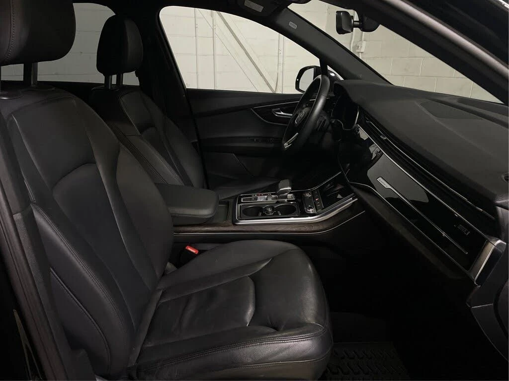 Audi Q7 Komfort* 55 TFSI* АвтоКредит* (ЦЕНА ДО БГ), снимка 14 - Автомобили и джипове - 54001242