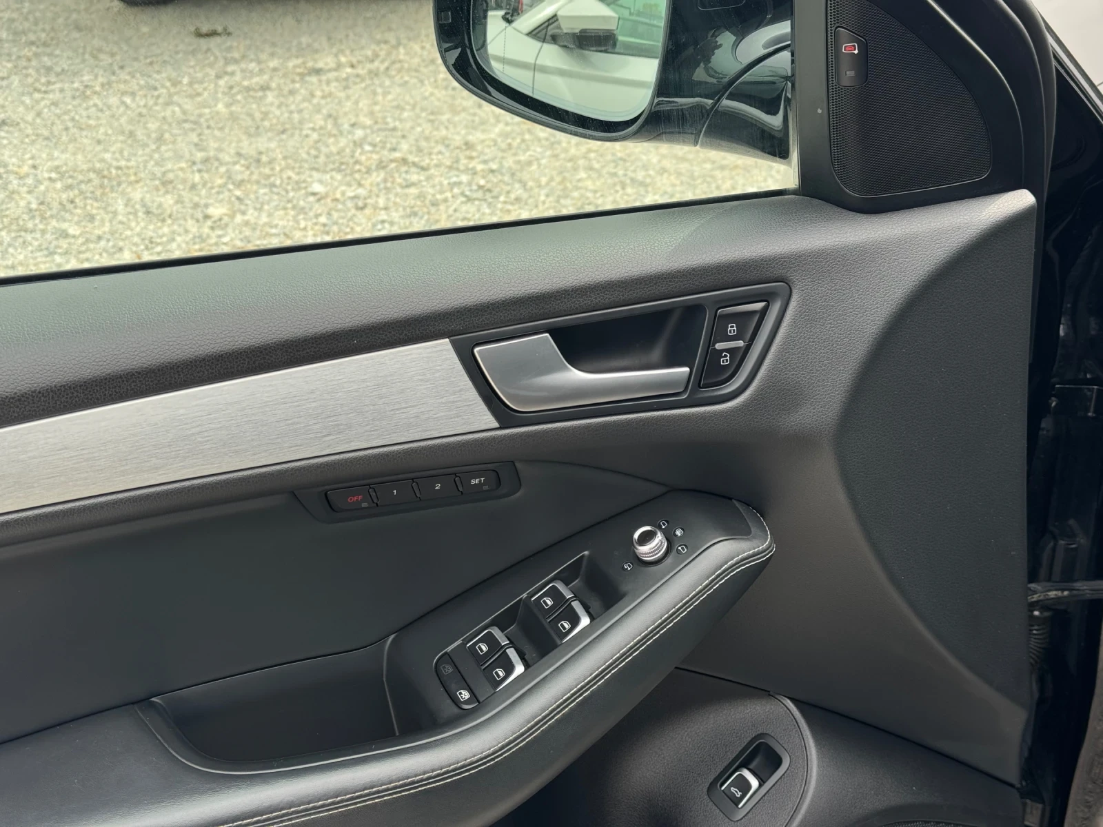 Audi SQ5 exclusive , снимка 8 - Автомобили и джипове - 54156826