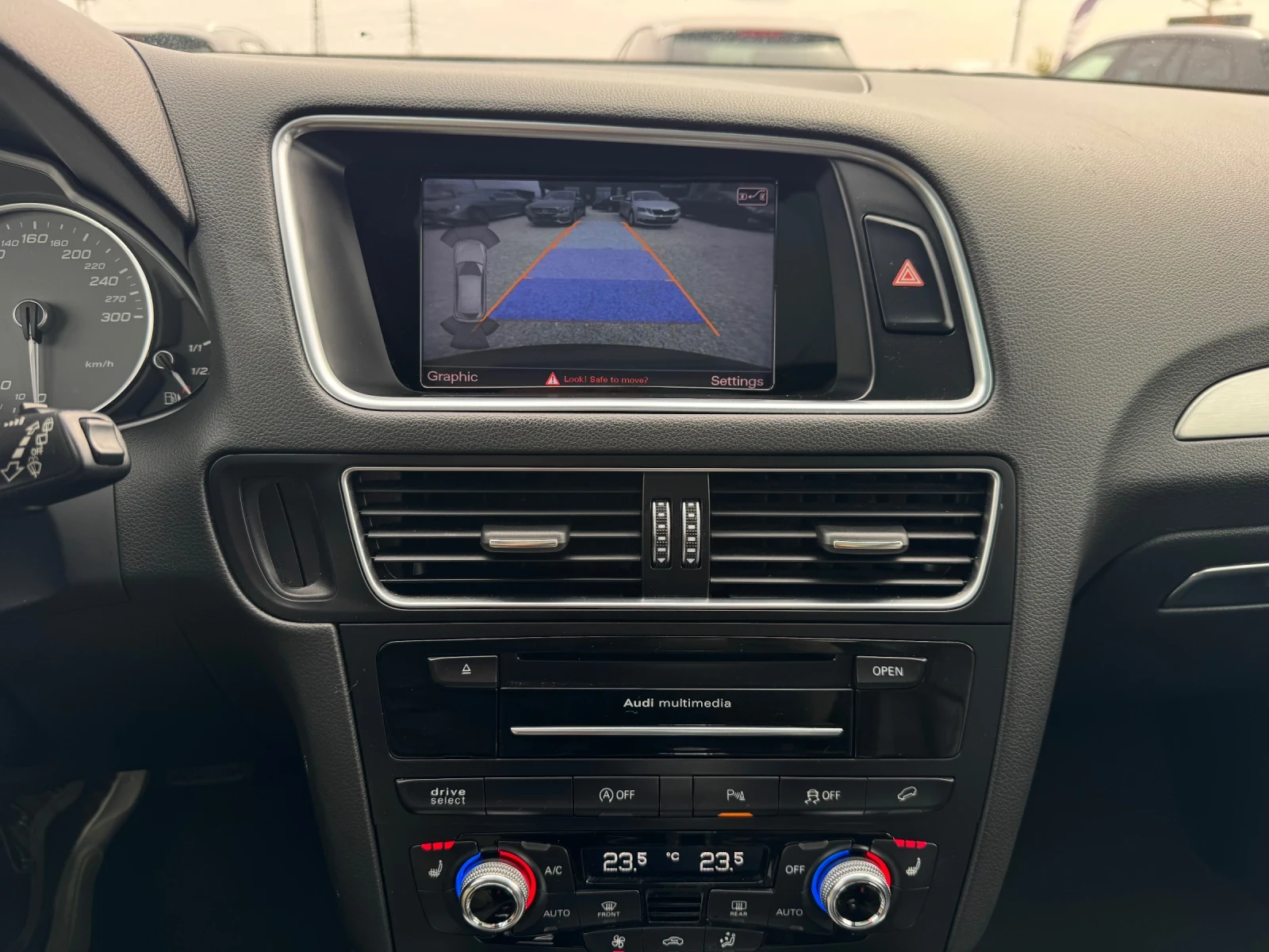 Audi SQ5 exclusive , снимка 15 - Автомобили и джипове - 54156826