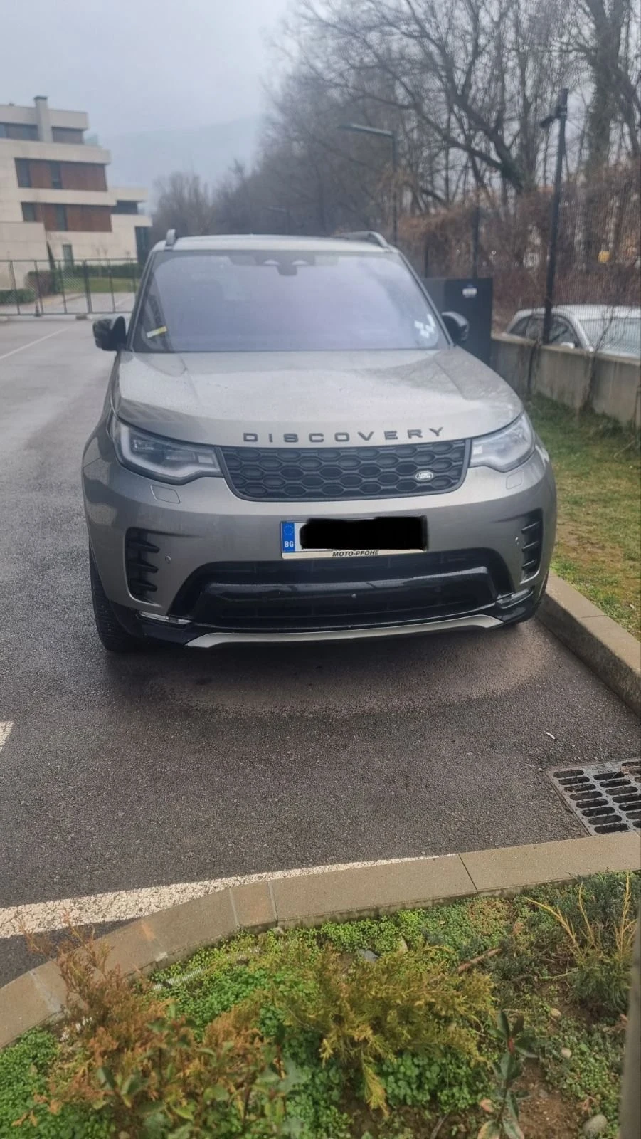 Land Rover Discovery D300 