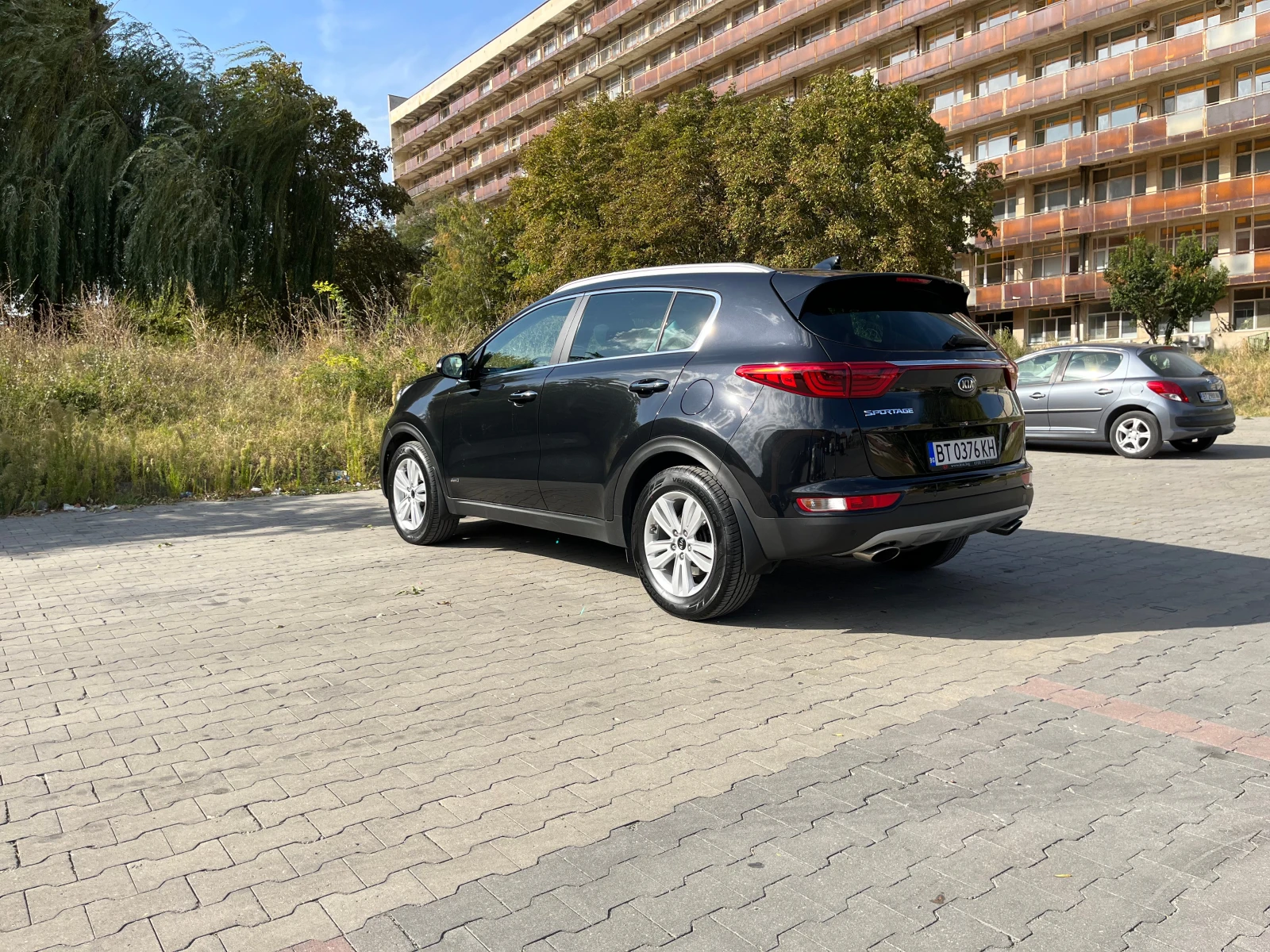 Kia Sportage, снимка 3 - Автомобили и джипове - 54441092